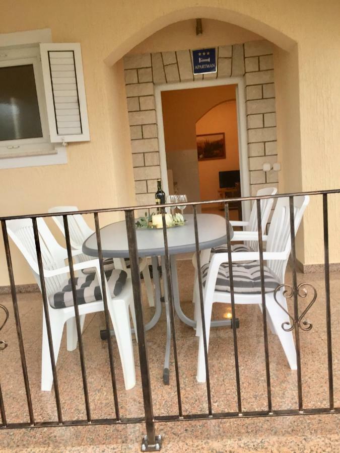 Apartments Marinela Poreč Exterior foto